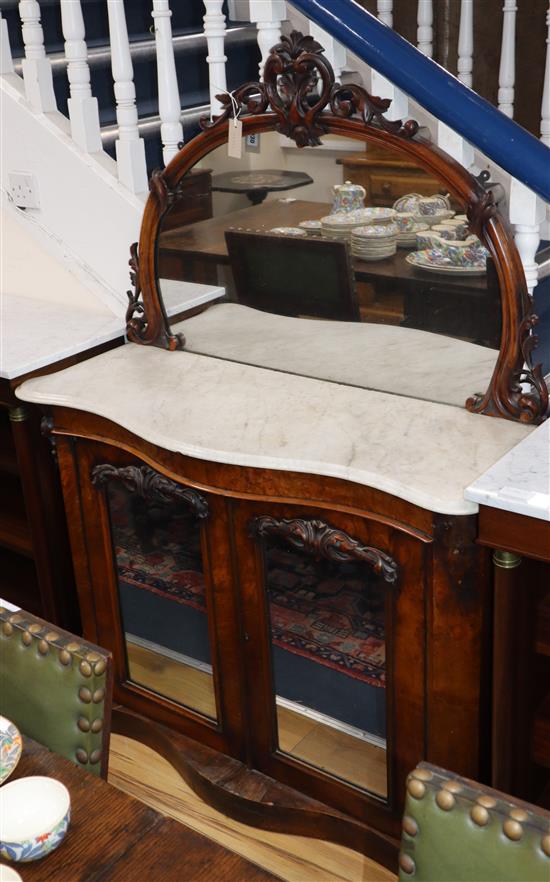 A marble top chiffonier W.108cm